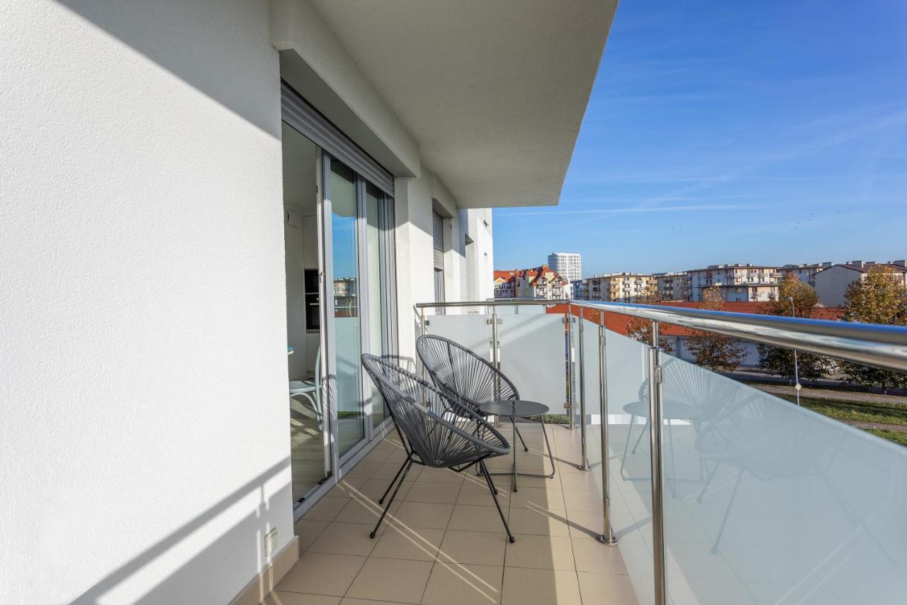 Ambria Apartments Ulanska Свиноуйсьце Экстерьер фото