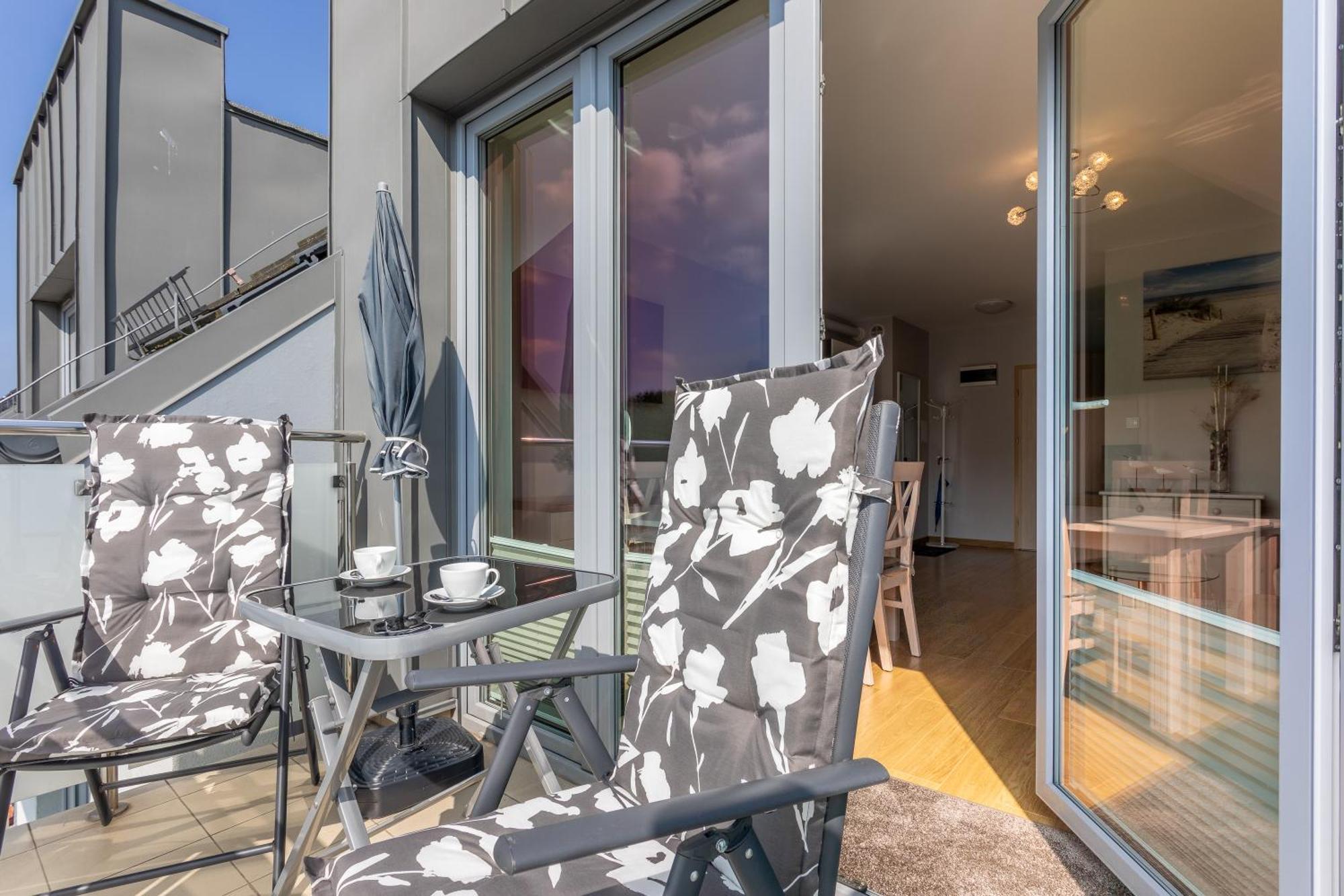 Ambria Apartments Ulanska Свиноуйсьце Экстерьер фото